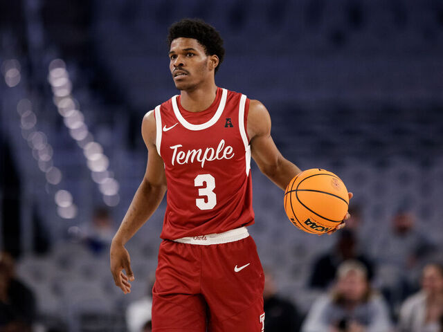 FORT WORTH, TX - MARCH 16: Hysier Miller #3 of the Temple Owls sets up the offense during the AAC Men's Basketball Championship - Semifinal game between Temple Owls and FAU Owls at Dickies Arena on March 16, 2024 in Fort Worth, Texas.