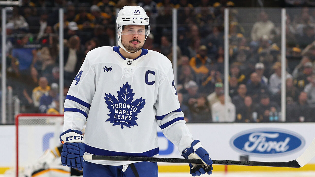 BOSTON, MA - OCTOBER 26: Toronto Maple Leafs center Auston Matthews (34) during a NHL game between Toronto Maple Leafs and Boston Bruins on October 26, 2024, at TD Garden in Boston, MA.