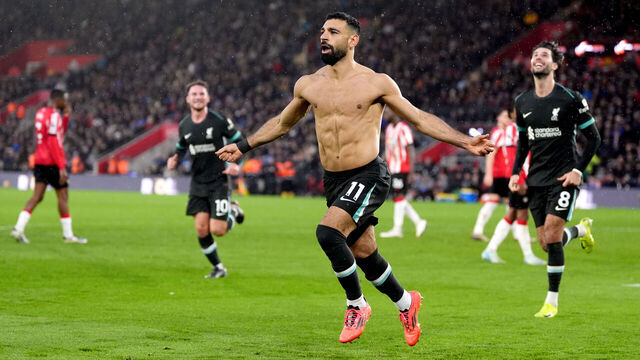 Liverpool's Mohamed Salah scores their side's third goal of the game during the Premier League match at St Mary's Stadium, Southampton. Picture date: Sunday November 24, 2024.