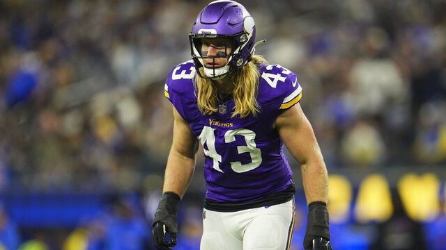 INGLEWOOD, CA - OCTOBER 24: Andrew Van Ginkel #43 of the Minnesota Vikings lines up before the snap during an NFL football game against the Los Angeles Rams at SoFi Stadium on October 24, 2024 in Inglewood, California.