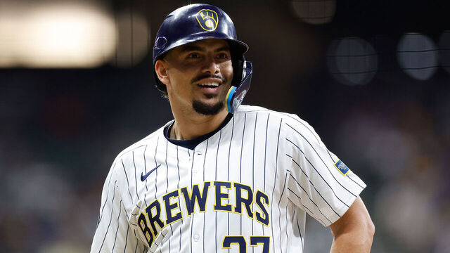 MILWAUKEE, WISCONSIN - SEPTEMBER 28: Willy Adames #27 of the Milwaukee Brewers during the game against the New York Mets at American Family Field on September 28, 2024 in Milwaukee, Wisconsin.