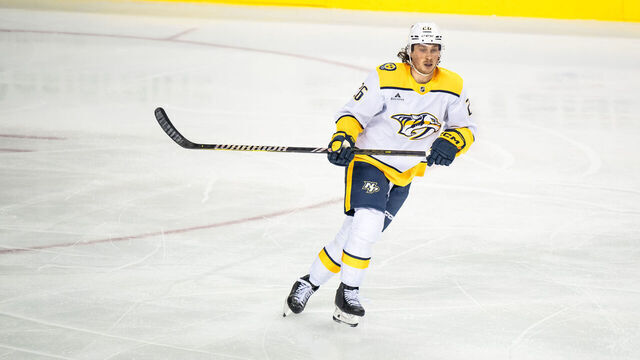 CALGARY, AB - NOVEMBER 15: Nashville Predators center Philip Tomasino (26) skates during the first period of an NHL game between the Calgary Flames and the Nashville Predators on November 15, 2024, at the Scotiabank Saddledome in Calgary, AB.