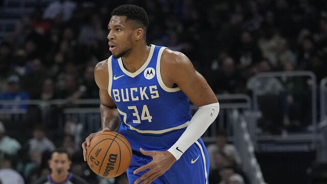 MILWAUKEE, WISCONSIN - NOVEMBER 23: Giannis Antetokounmpo #34 of the Milwaukee Bucks dribbles the ball against the Charlotte Hornets during the first quarter of a game at Fiserv Forum on November 23, 2024 in Milwaukee, Wisconsin.
