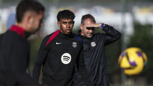 SANT JOAN DESPI, SPAIN - NOVEMBER 29: Lamine Yamal during the training day of FC Barcelona ahead the Spanish League, La Liga EA Sports, football match against UD Las Palmas at Ciudad Esportiva Joan Gamper on November 29, 2024 in Sant Joan Despi, Barcelona, Spain.