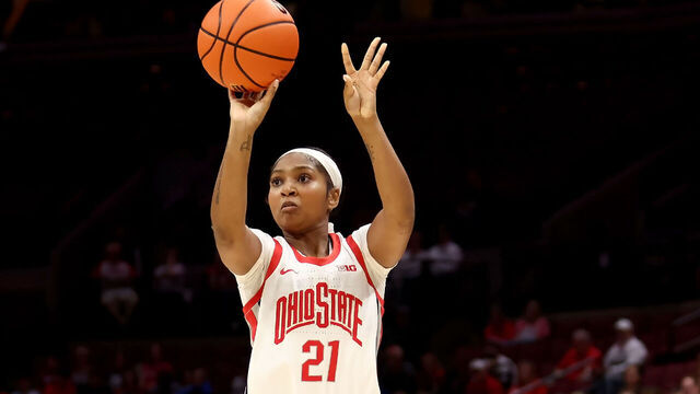 COLUMBUS, OHIO - NOVEMBER 5: Chance Gray #21 of the Ohio State Buckeyes shoots the ball during the game against the Cleveland State Vikings at Value City Arena on November 5, 2024 in Columbus, Ohio.