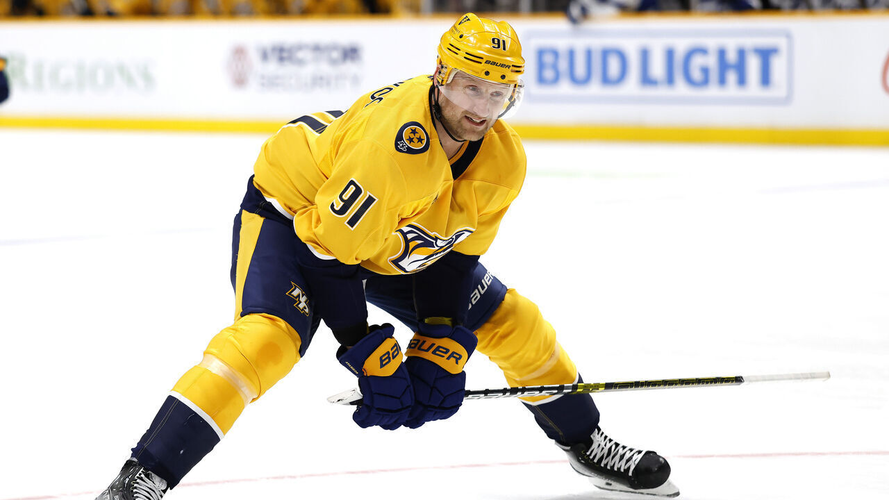 NASHVILLE, TENNESSEE - NOVEMBER 29: Steven Stamkos #91 of the Nashville Predators looks on during the first period of the game between the Nashville Predators and the Tampa Bay Lighting at Bridgestone Arena on November 29, 2024 in Nashville, Tennessee.