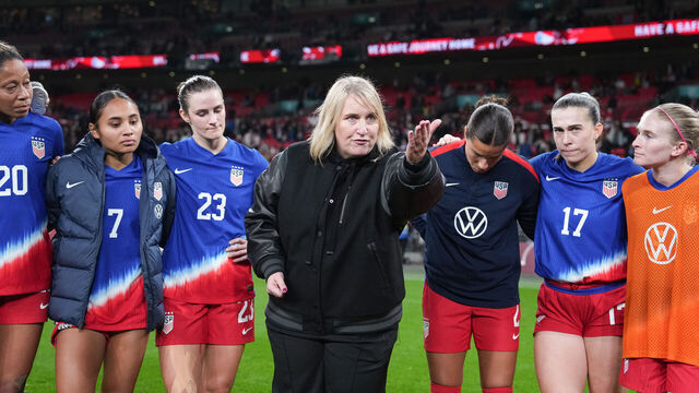 LONDON, ENGLAND - NOVEMBER 30: United States head coach Emma Hayes talks with the team after playing England during a Women's international friendly at Wembley Stadium on November 30, 2024 in London, England.
