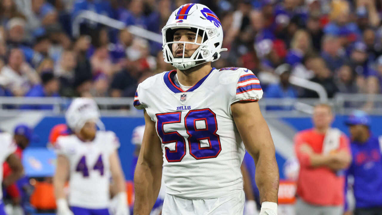 DETROIT, MI - NOVEMBER 24: Buffalo Bills linebacker Matt Milano (58) waits for the play during a regular season NFL football game between the Buffalo Bills and the Detroit Lions on Thanksgiving Day on November 24, 2022 at Ford Field in Detroit, Michigan.