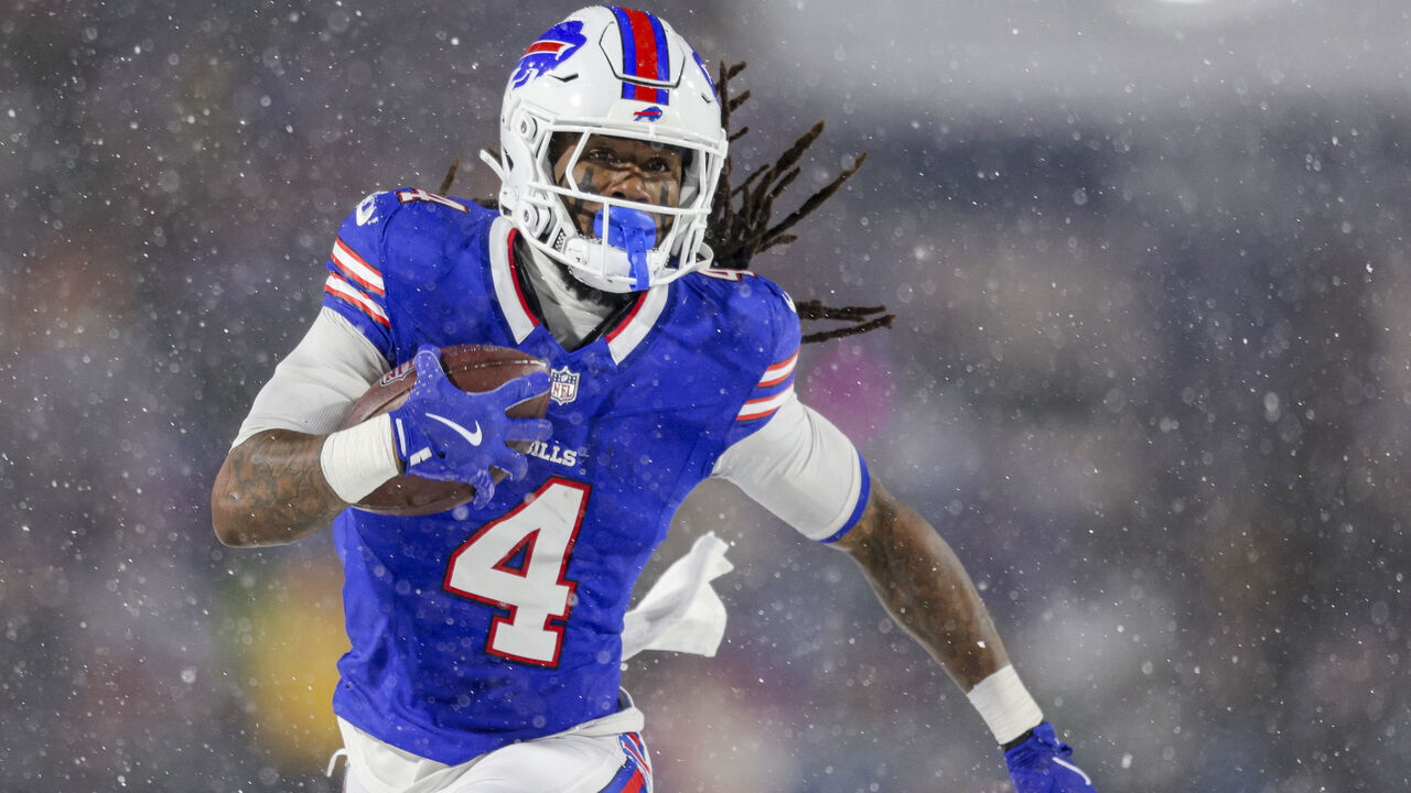 ORCHARD PARK, NEW YORK - DECEMBER 01: James Cook #4 of the Buffalo Bills runs the ball up the field in the second quarter of a game against the San Francisco 49ers at Highmark Stadium on December 01, 2024 in Orchard Park, New York.