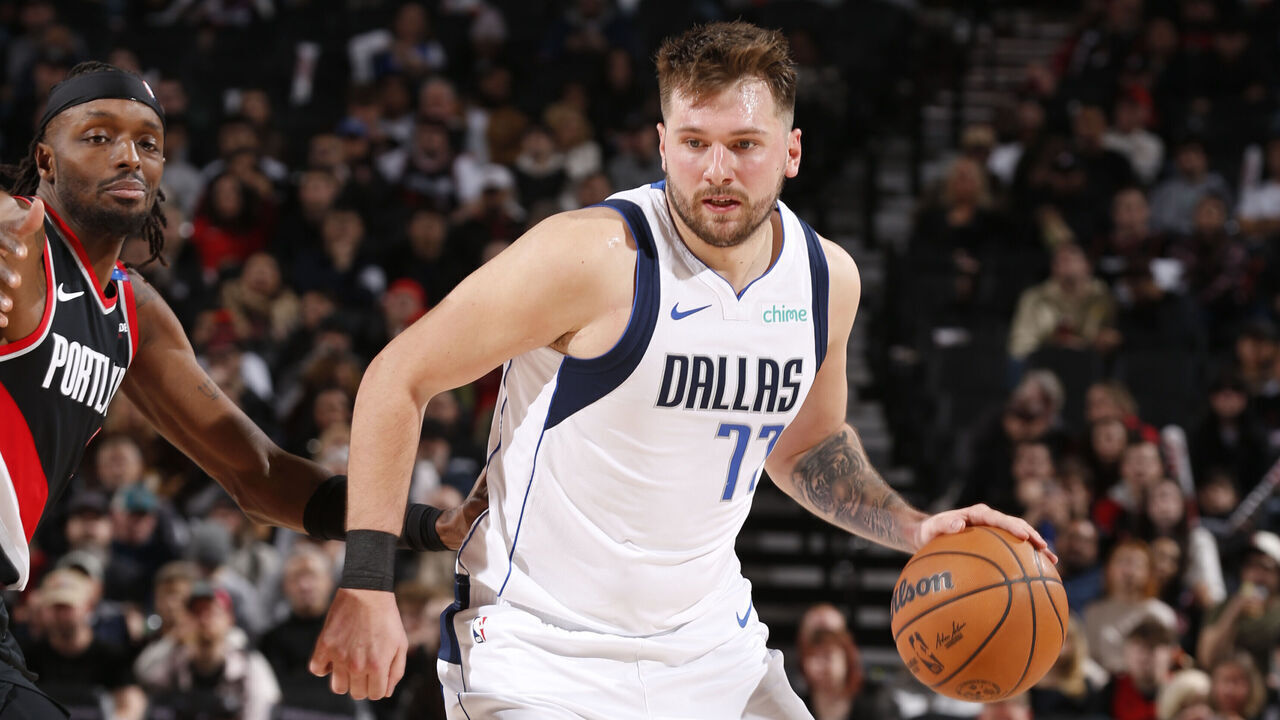 PORTLAND, OR - DECEMBER 1: Luka Doncic #77 of the Dallas Mavericks handles the ball during the game against the Portland Trail Blazers on December 1, 2024 at the Moda Center Arena in Portland, Oregon. Mandatory Copyright Notice: Copyright 2024 NBAE