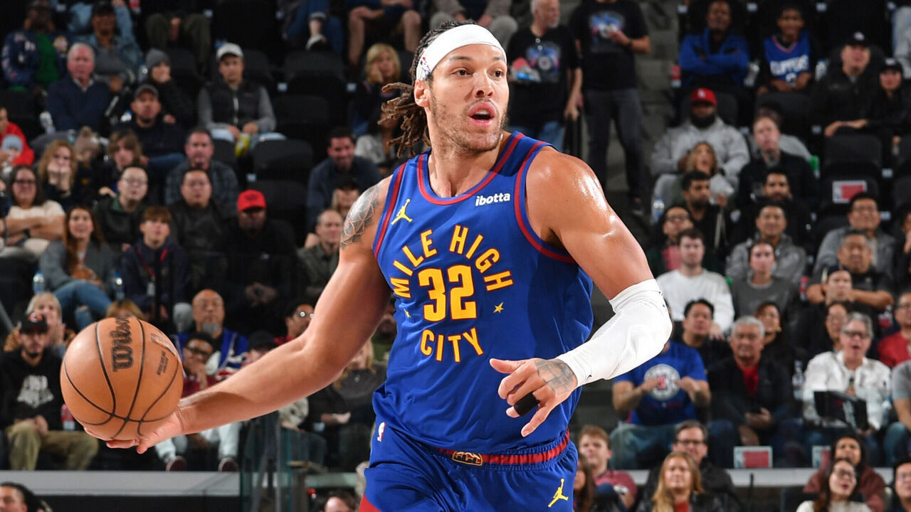 INGLEWOOD, CA - DECEMBER 1: Aaron Gordon #32 of the Denver Nuggets dribbles the ball during the game against the LA Clippers on December 1, 2024 at Intuit Dome in Los Angeles, California. NOTE TO USER: User expressly acknowledges and agrees that, by downloading and/or using this Photograph, user is consenting to the terms and conditions of the Getty Images License Agreement. Mandatory Copyright Notice: Copyright 2024 NBAE