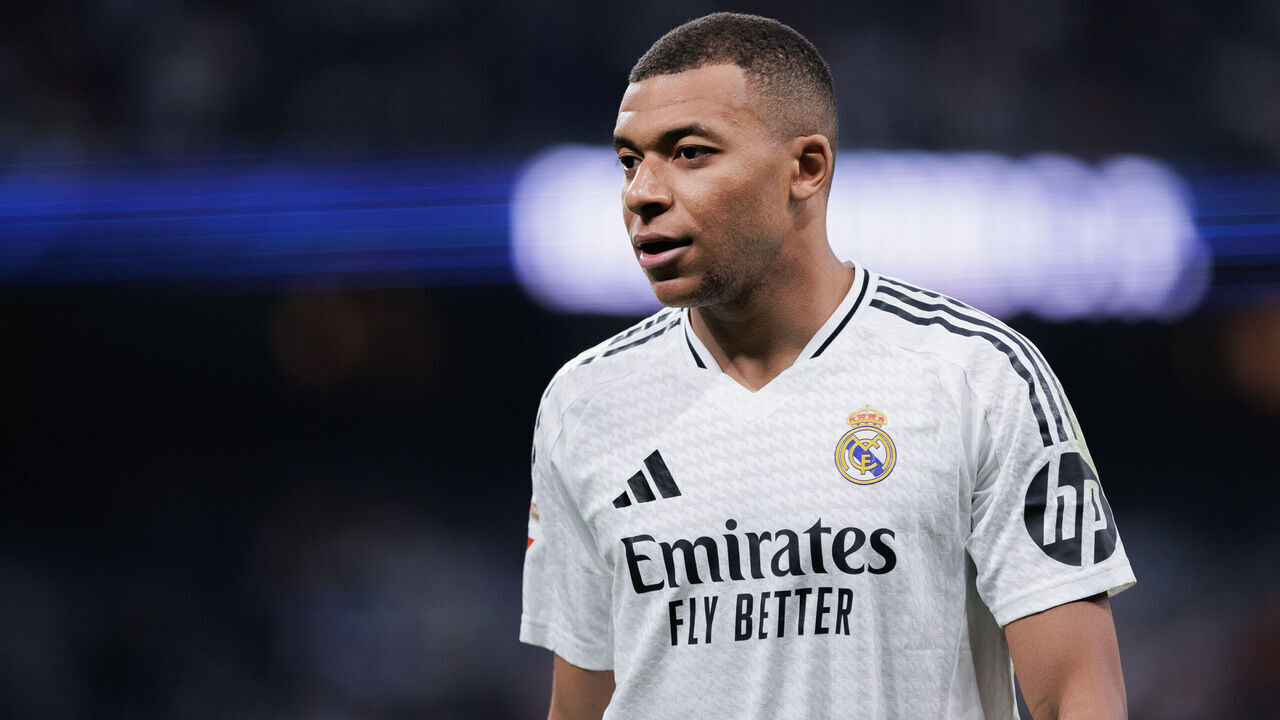 MADRID, SPAIN - 2024/12/01: Kylian Mbappe of Real Madrid seen during the La Liga 2024/25 match between Real Madrid and Getafe at Santiago Bernabeu Stadium. Final score; Real Madrid 2:0 Getafe.
