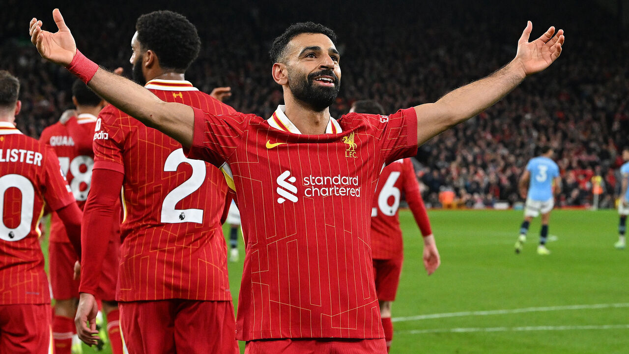 LIVERPOOL, ENGLAND - DECEMBER 01: (THE SUN OUT, THE SUN ON SUNDAY OUT) Mohamed Salah of Liverpool celebrating after scoring the second goal during the Premier League match between Liverpool FC and Manchester City FC at Anfield on December 01, 2024 in Liverpool, England.
