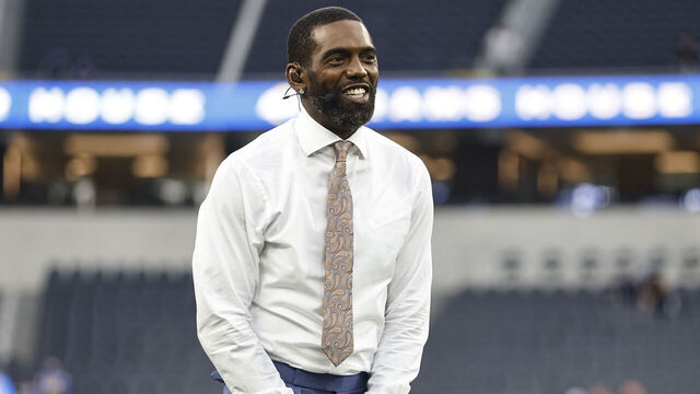 INGLEWOOD, CALIFORNIA - JANUARY 17: Former wide receiver Randy Moss reacts prior to the NFC Wild Card between the Los Angeles Rams and the Arizona Cardinals at SoFi Stadium on January 17, 2022 in Inglewood, California. The Rams won 34-11.