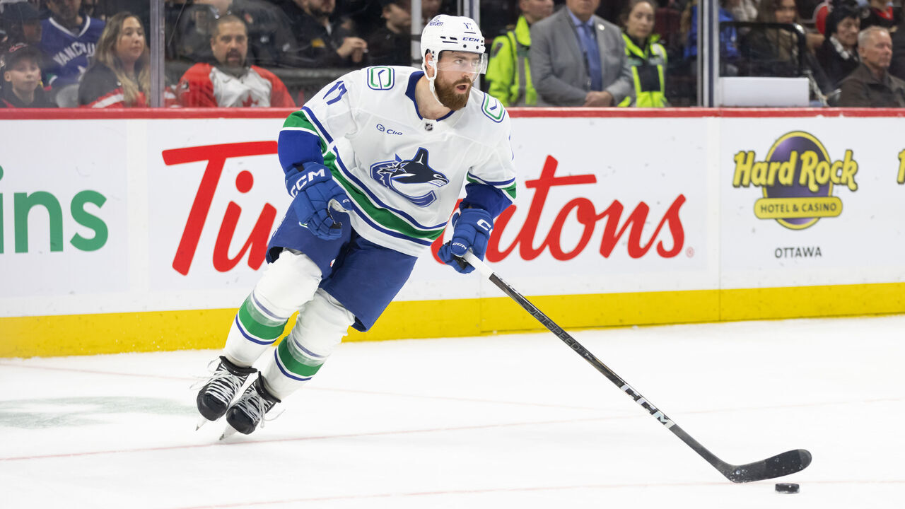 OTTAWA, ON - NOVEMBER 23: Vancouver Canucks Defenceman Filip Hronek (17) skates with the puck during third period National Hockey League action between the Vancouver Canucks and Ottawa Senators on November 23, 2024, at Canadian Tire Centre in Ottawa, ON, Canada.