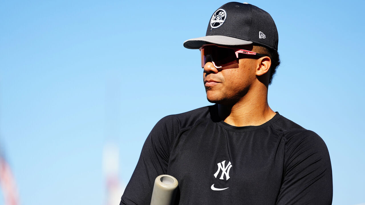 LOS ANGELES, CA - OCTOBER 25: Juan Soto #22 of the New York Yankeess looks on during batting practice prior to Game 1 of the 2024 World Series presented by Capital One between the New York Yankees and the Los Angeles Dodgers at Dodger Stadium on Friday, October 25, 2024 in Los Angeles, California.