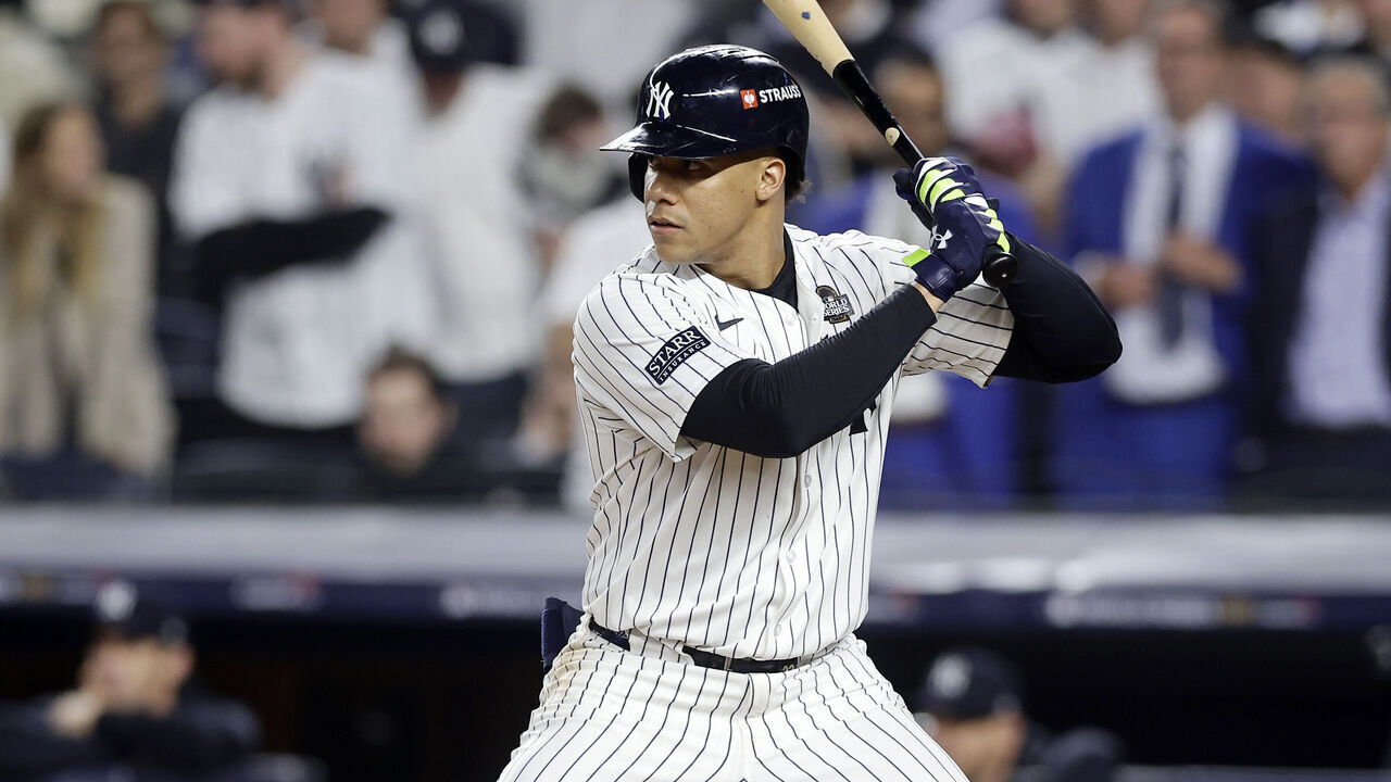 NEW YORK, NEW YORK - OCTOBER 30: (NEW YORK DAILIES OUT) Juan Soto #22 of the New York Yankees bats during the eighth inning against the Los Angeles Dodgers during Game Five of the 2024 World Series at Yankee Stadium on October 30, 2024 in New York City. The Dodgers defeated the Yankees 7-6.
