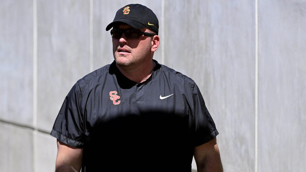 Los Angeles, CA - April 11: Matt Entz, Assistant Head Coach for Defense / Linebackers Coach of the USC Trojans during football practice at Howard Jones Field on the campus of the University of Southern California in Los Angeles on Thursday, April 11, 2024.