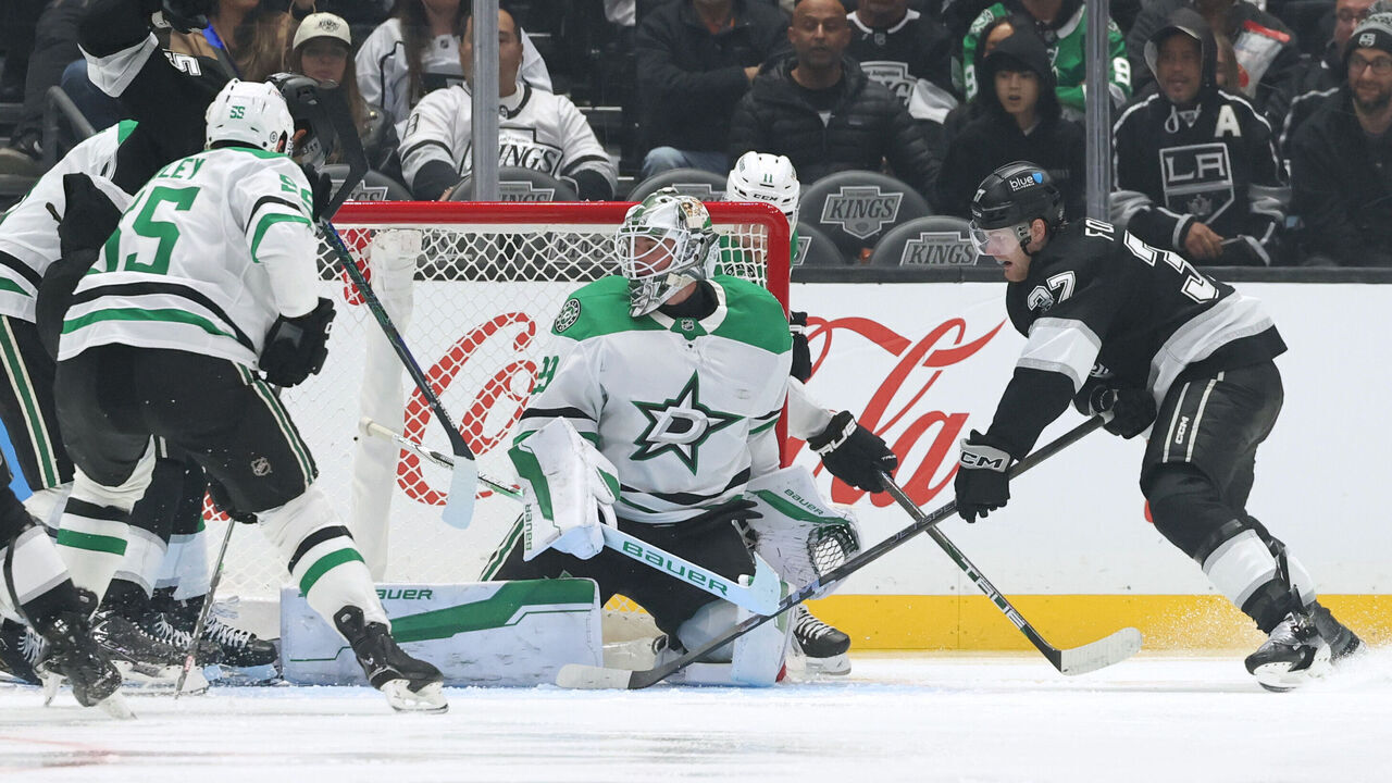LOS ANGELES, CALIFORNIA - DECEMBER 04: Warren Foegele #37 of the Los Angeles Kings scores past Jake Oettinger #29 of the Dallas Stars, to take a 302 lead, during the third period in a 3-2 Kings win at Crypto.com Arena on December 04, 2024 in Los Angeles, California.