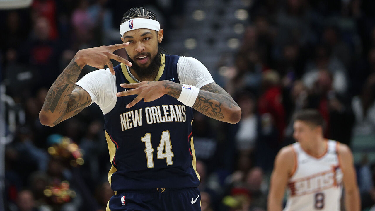NEW ORLEANS, LOUISIANA - DECEMBER 05: Brandon Ingram #14 of the New Orleans Pelicans reacts during the game against the Phoenix Suns at Smoothie King Center on December 05, 2024 in New Orleans, Louisiana.