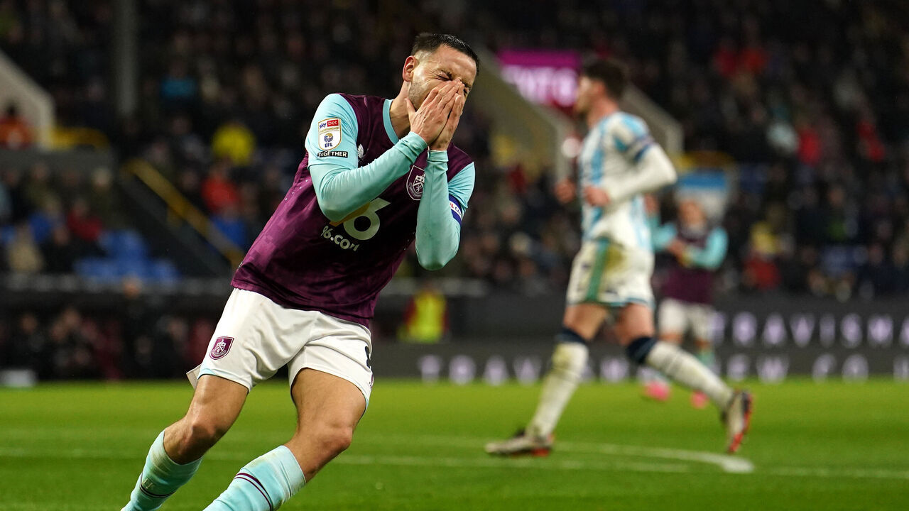 Burnley's Josh Brownhill reacts to a missed chance during the Sky Bet Championship match at Turf Moor, Burnley. Picture date: Friday December 6, 2024.
