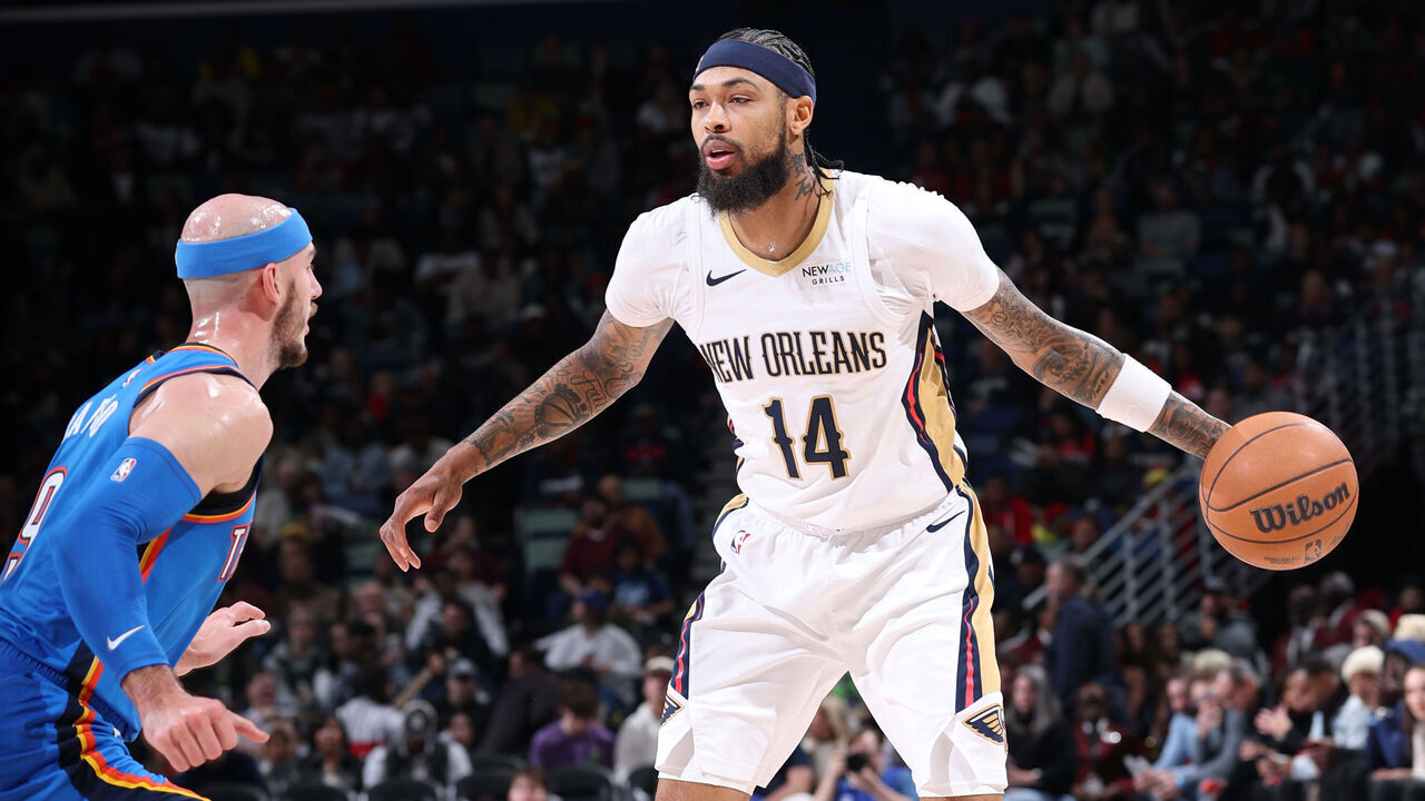 NEW ORLEANS, LA - DECEMBER 7: Brandon Ingram #14 of the New Orleans Pelicans dribbles the ball during the game against the Oklahoma City Thunder during a regular season game on December 7, 2024 at United Center in Chicago, Illinois. Mandatory Copyright Notice: Copyright 2024 NBAE
