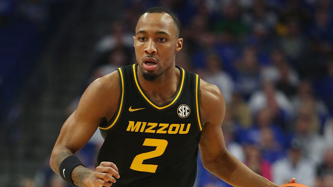 LEXINGTON, KY - JANUARY 09: Missouri Tigers guard Tamar Bates (2) in a game between the Missouri Tigers and the Kentucky Wildcats on January 9, 2024, at Rupp Arena in Lexington, KY.