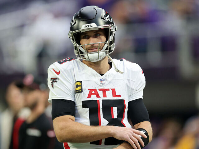 MINNEAPOLIS, MINNESOTA - DECEMBER 08: Kirk Cousins #18 of the Atlanta Falcons looks on before the game against the Minnesota Vikings at U.S. Bank Stadium on December 08, 2024 in Minneapolis, Minnesota.