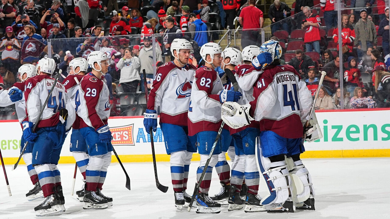 NEWARK, NJ - DECEMBER 08: Scott Wedgewood #41 of the Colorado Avalanche celebrates with teammates the win in the game against the New Jersey Devils at the Prudential Center on December 8, 2024 in Newark, New Jersey.