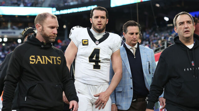 EAST RUTHERFORD, NEW JERSEY - DECEMBER 08: Derek Carr #4 of the New Orleans Saints leaves the field after an apparent injury during the fourth quarter against the New York Giants at MetLife Stadium on December 08, 2024 in East Rutherford, New Jersey.