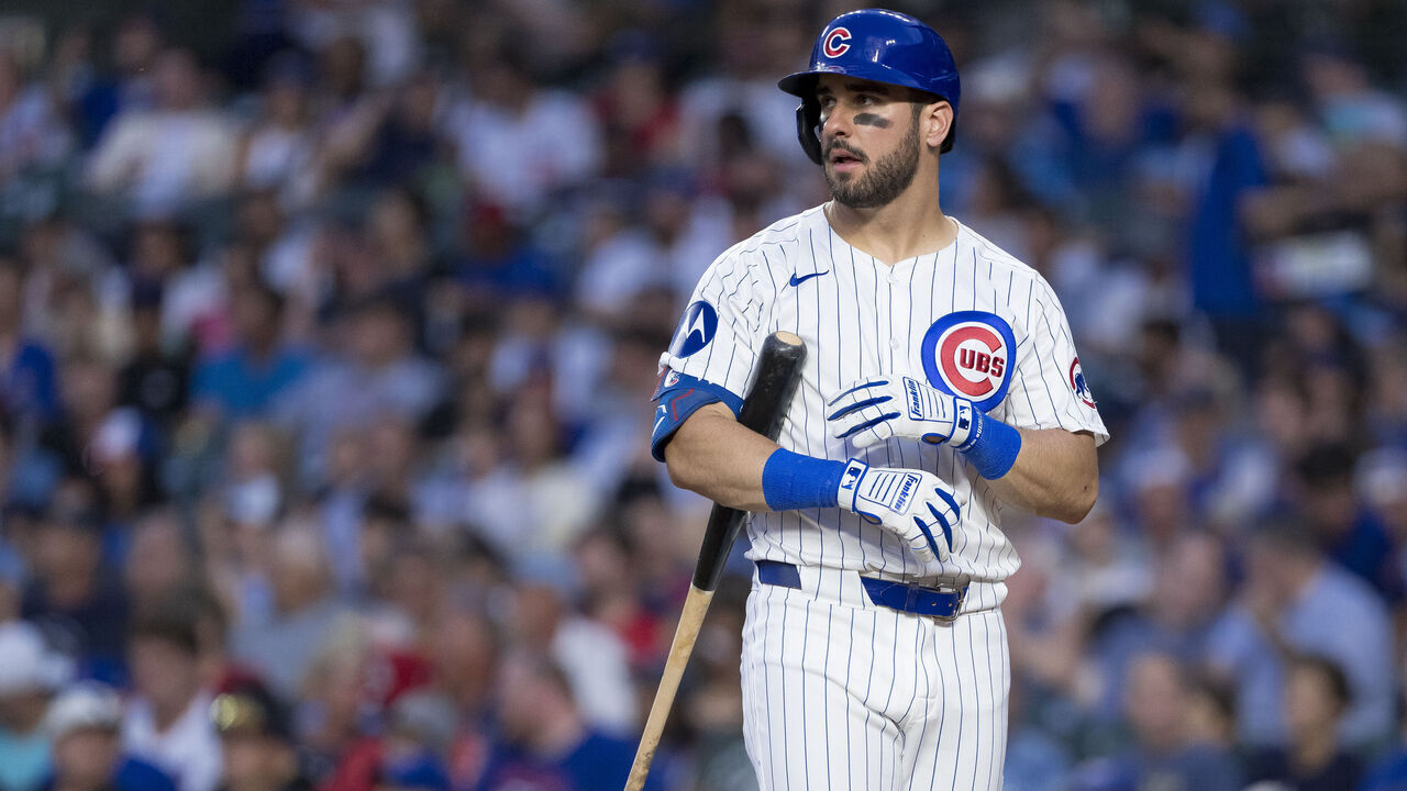 CHICAGO, ILLINOIS - AUGUST 04: Mike Tauchman of the Chicago Cubs bats in a game against the St. Louis Cardinals at Wrigley Field on August 04, 2024 in Chicago, Illinois.