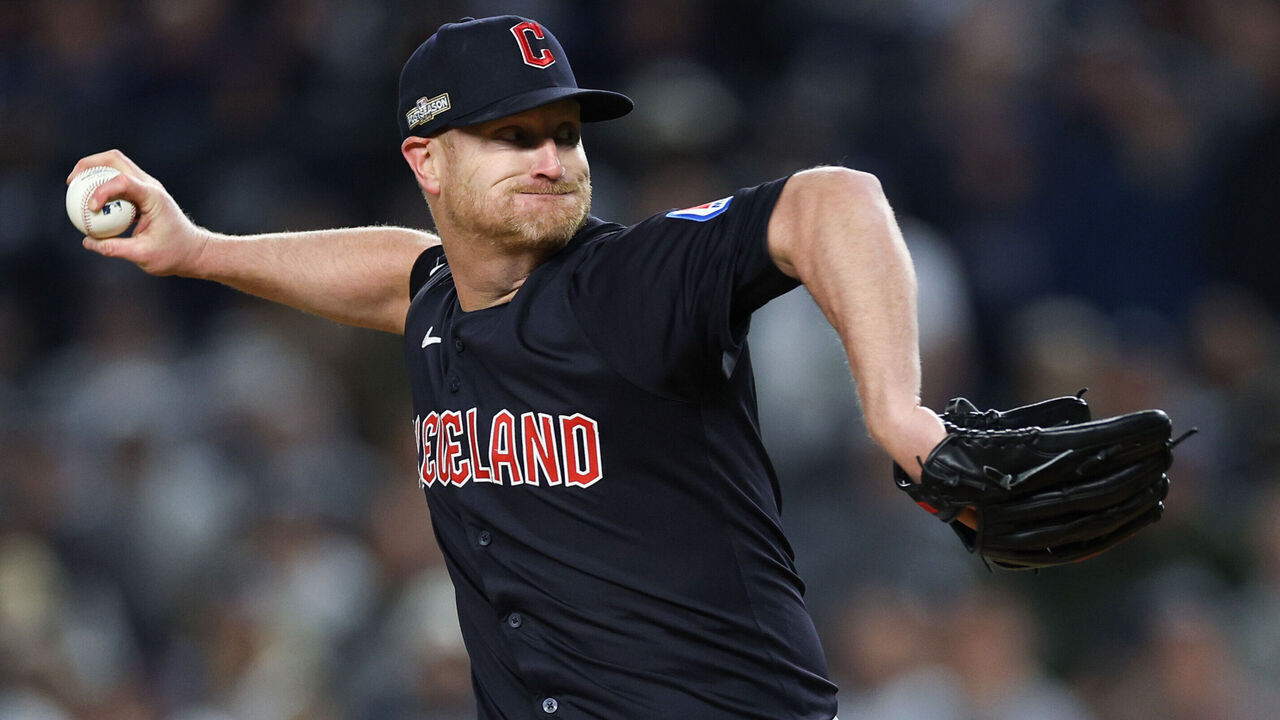 NEW YORK, NEW YORK - OCTOBER 14: Starting pitcher Alex Cobb #35 of the Cleveland Guardians pitches during the 1st inning of Game One of the American League Championship Series against the New York Yankees at Yankee Stadium on October 14, 2024 in New York City.