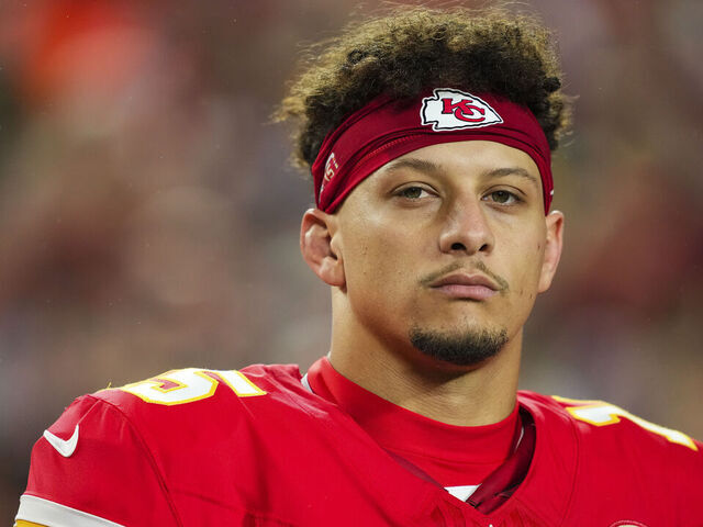 Chiefs' Mahomes: 'Not a good feeling' having to play 3 games in 11 days |  theScore.com