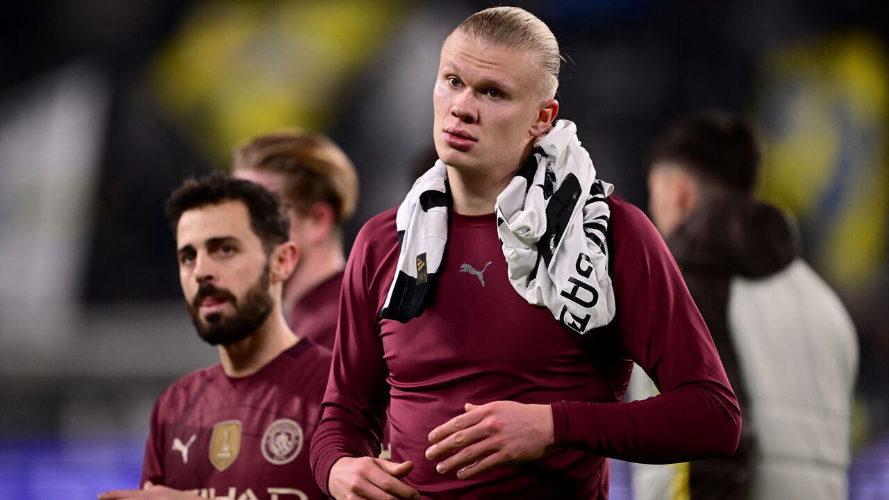 Manchester City's Norwegian forward #09 Erling Braut Haland reacts at the end of the UEFA Champions League, league phase day 6, football match between Juventus (ITA) and Manchester City (ENG) at the Allianz stadium in Turin, on December 11, 2024.