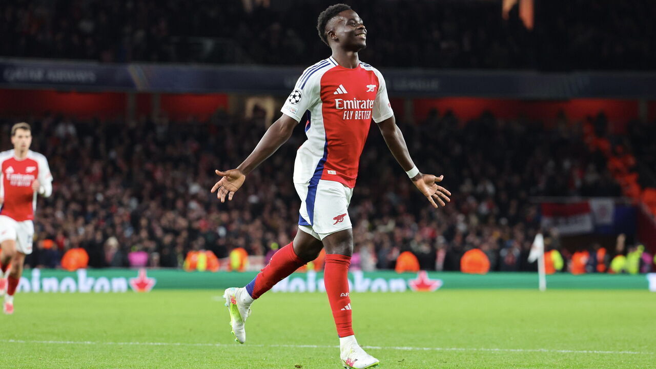 LONDON, ENGLAND - DECEMBER 11: Bukayo Saka #7 of Arsenal FC celebrates his second goal during the UEFA Champions League 2024/25 League Phase MD6 match between Arsenal FC and AS Monaco at Emirates Stadium on December 11, 2024 in London, England.