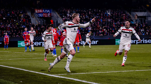 PLZEN, CZECH REPUBLIC - DECEMBER 12: Rasmus Hojlund of Manchester United celebrates scoring his teams second goal during the UEFA Europa League 2024/25 League Phase MD6 match between FC Viktoria Plzen and Manchester United at Stadion mesta Plzne on December 12, 2024 in Plzen, Czech Republic.