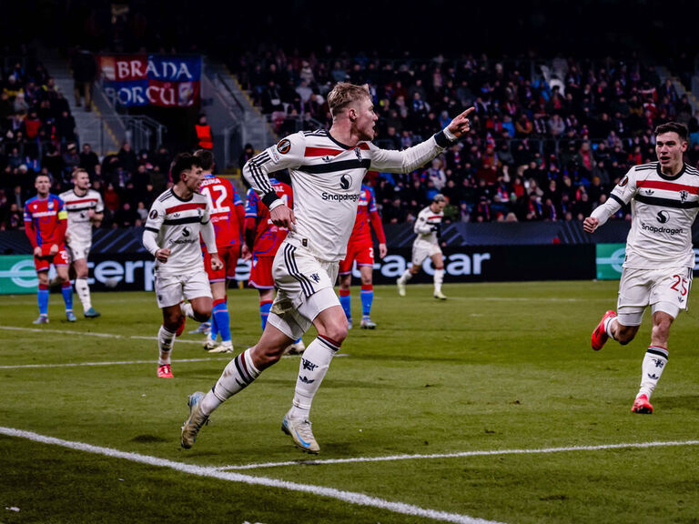 Hojlund strikes twice as Man Utd beat Plzen in Europa League Hojlund strikes twice as Man Utd beat Plzen in Europa League