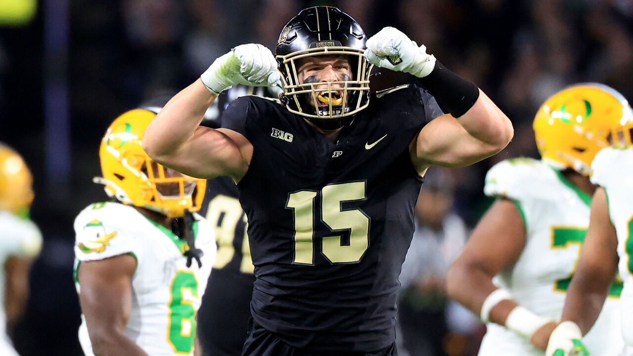 WEST LAFAYETTE, INDIANA - OCTOBER 18: Will Heldt #15 of the Purdue Boilermakers reacts during the second quarter against the Oregon Ducks at Ross-Ade Stadium on October 18, 2024 in West Lafayette, Indiana.