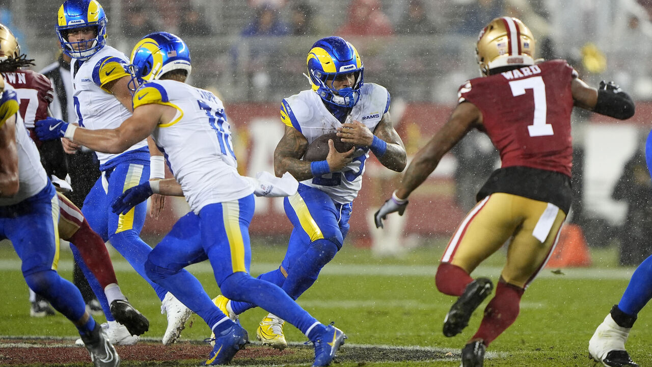 SANTA CLARA, CALIFORNIA - DECEMBER 12: Kyren Williams #23 of the Los Angeles Rams runs the ball against the San Francisco 49ers during the second quarter in the game at Levi's Stadium on December 12, 2024 in Santa Clara, California.