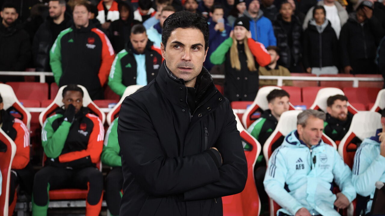 LONDON, ENGLAND - DECEMBER 11: Head coach of Arsenal FC Mikel Arteta reacts during the UEFA Champions League 2024/25 League Phase MD6 match between Arsenal FC and AS Monaco at Emirates Stadium on December 11, 2024 in London, England.