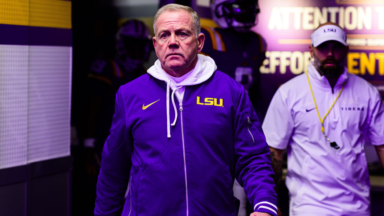 BATON ROUGE, LA - NOVEMBER 30: Head coach Brian Kelly of the LSU Tigers during halftime against the Oklahoma Sooners at Tiger Stadium on November 30, 2024 in Baton Rouge, Louisiana.