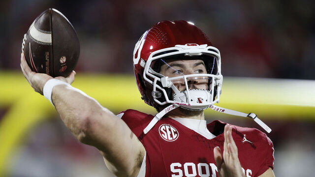 NORMAN, OKLAHOMA - NOVEMBER 23: Quarterback Jackson Arnold #11 of the Oklahoma Sooners throws before a game against the Alabama Crimson Tide at Gaylord Family Oklahoma Memorial Stadium on November 23, 2024 in Norman, Oklahoma. Oklahoma won 24-3.