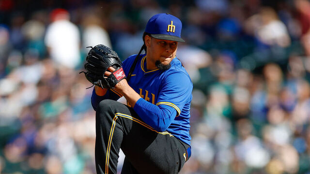 SEATTLE, WASHINGTON - AUGUST 11: Luis Castillo #58 of the Seattle Mariners pitches in the first inning during a game against the New York Mets at T-Mobile Park on August 11, 2024 in Seattle, Washington.