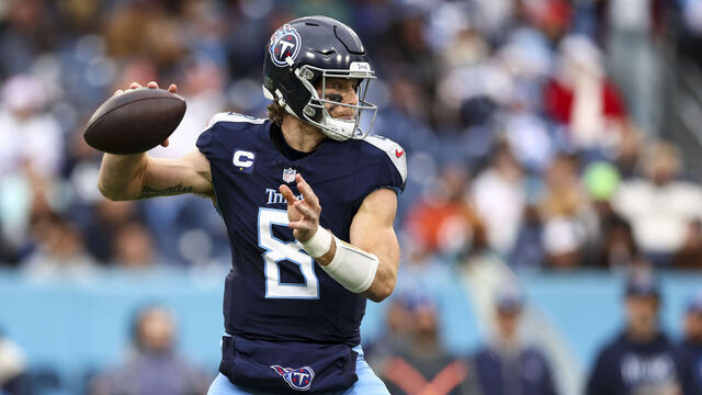 NASHVILLE, TENNESSEE - DECEMBER 15: Will Levis #8 of the Tennessee Titans prepares to throw during the first half of an NFL football game against the Cincinnati Bengals at Nissan Stadium on December 15, 2024 in Nashville, Tennessee.