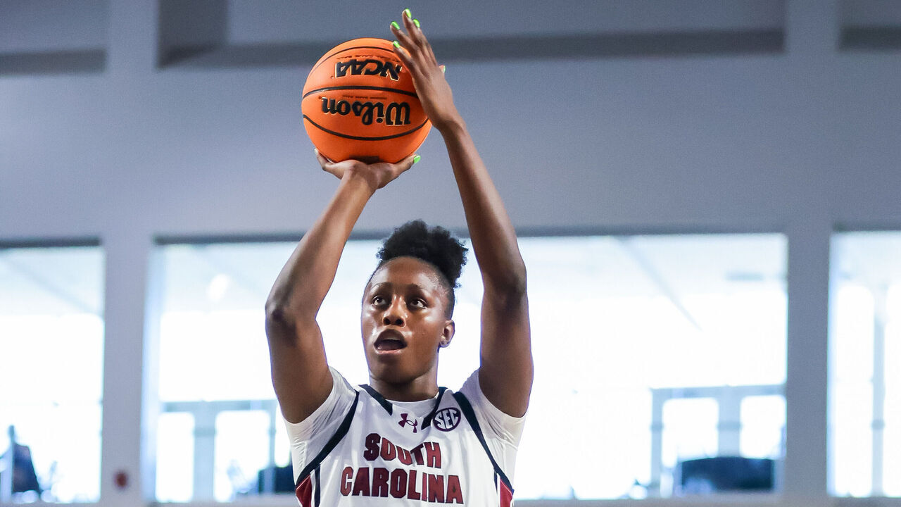 FORT MYERS, FLORIDA - NOVEMBER 28: Joyce Edwards #8 of the South Carolina Gamecocks shoots a free throw during a game at the Fort Myers Tip-Off against the Iowa State Cyclones at Suncoast Credit Union Arena on November 28, 2024 in Fort Myers, Florida.