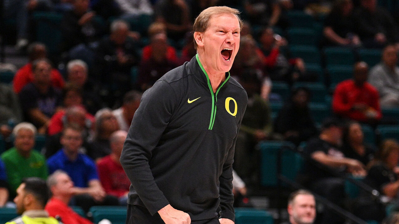 LAS VEGAS, NV - NOVEMBER 26: Oregon Ducks head coach Dana Altman reacts to a call during the Players Era Festival college basketball game between Oregon Ducks vs Texas A&M Aggies on November 26, 2024 at MGM Grand Arena in Las Vegas, NV.