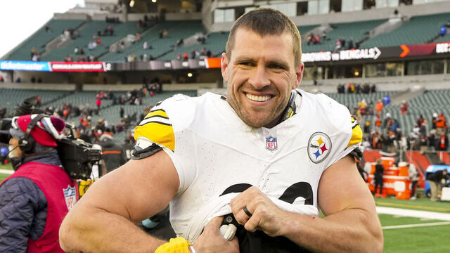CINCINNATI, OHIO - DECEMBER 1: Linebacker T.J. Watt #90 of the Pittsburgh Steelers stands on the field after an NFL football game against the Cincinnati Bengals, at Paycor Stadium on December 1, 2024 in Cincinnati, Ohio.