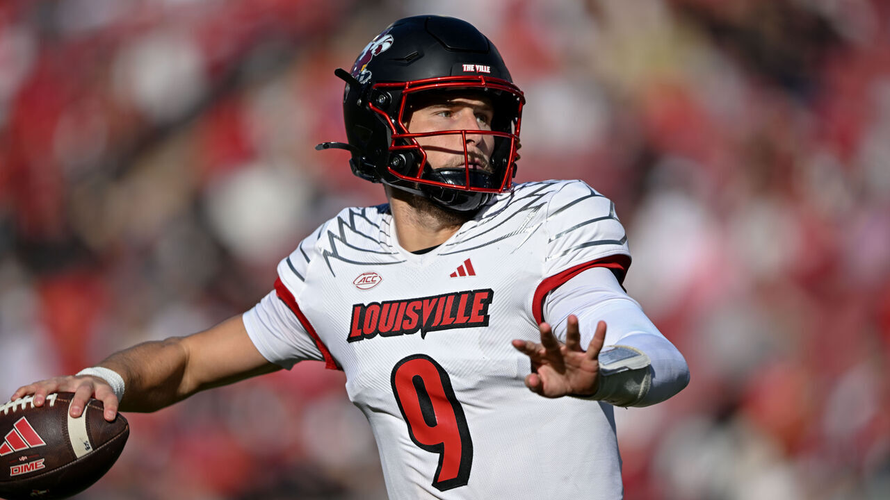 STANFORD, CALIFORNIA - NOVEMBER 16: Tyler Shough #9 of the Louisville Cardinals passes against the Stanford Cardinal in the second half at Stanford Stadium on November 16, 2024 in Stanford, California.