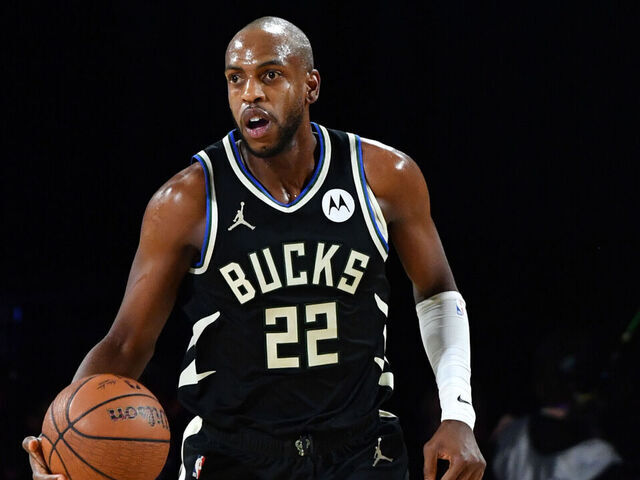 LAS VEGAS, NV - DECEMBER 14: Khris Middleton #22 of the Milwaukee Bucks dribbles the ball during the game against the Atlanta Hawks during the Emirates NBA Cup Semifinal game on December 14, 2024 at T-Mobile Arena in Las Vegas, Nevada. NOTE TO USER: User expressly acknowledges and agrees that, by downloading and/or using this Photograph, user is consenting to the terms and conditions of the Getty Images License Agreement. Mandatory Copyright Notice: Copyright 2024 NBAE