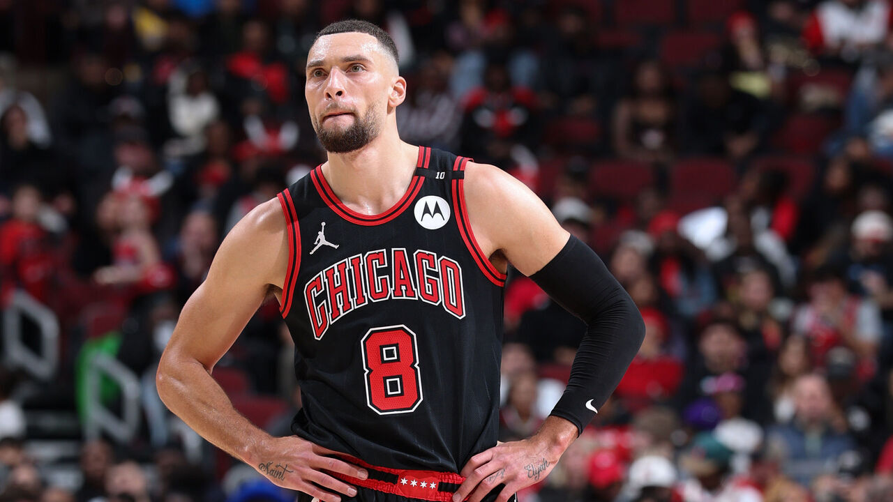 CHICAGO, IL - DECEMBER 13: Zach LaVine #8 of the Chicago Bulls looks on during the game against the Charlotte Hornets on December 13, 2024 at United Center in Chicago, Illinois. Mandatory Copyright Notice: Copyright 2024 NBAE